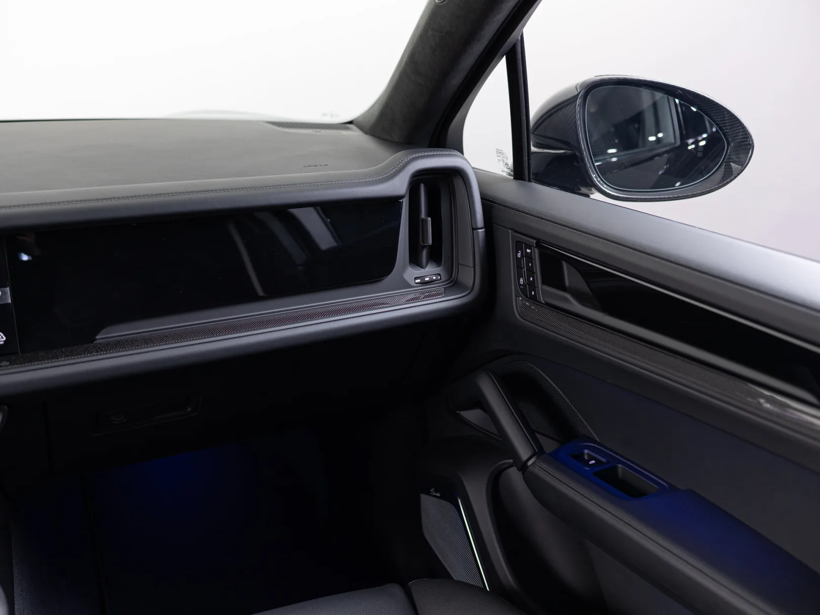 Porsche Cayenne Turbo GT III Рестайлинг, 2025 — экстерьер, фото 20
