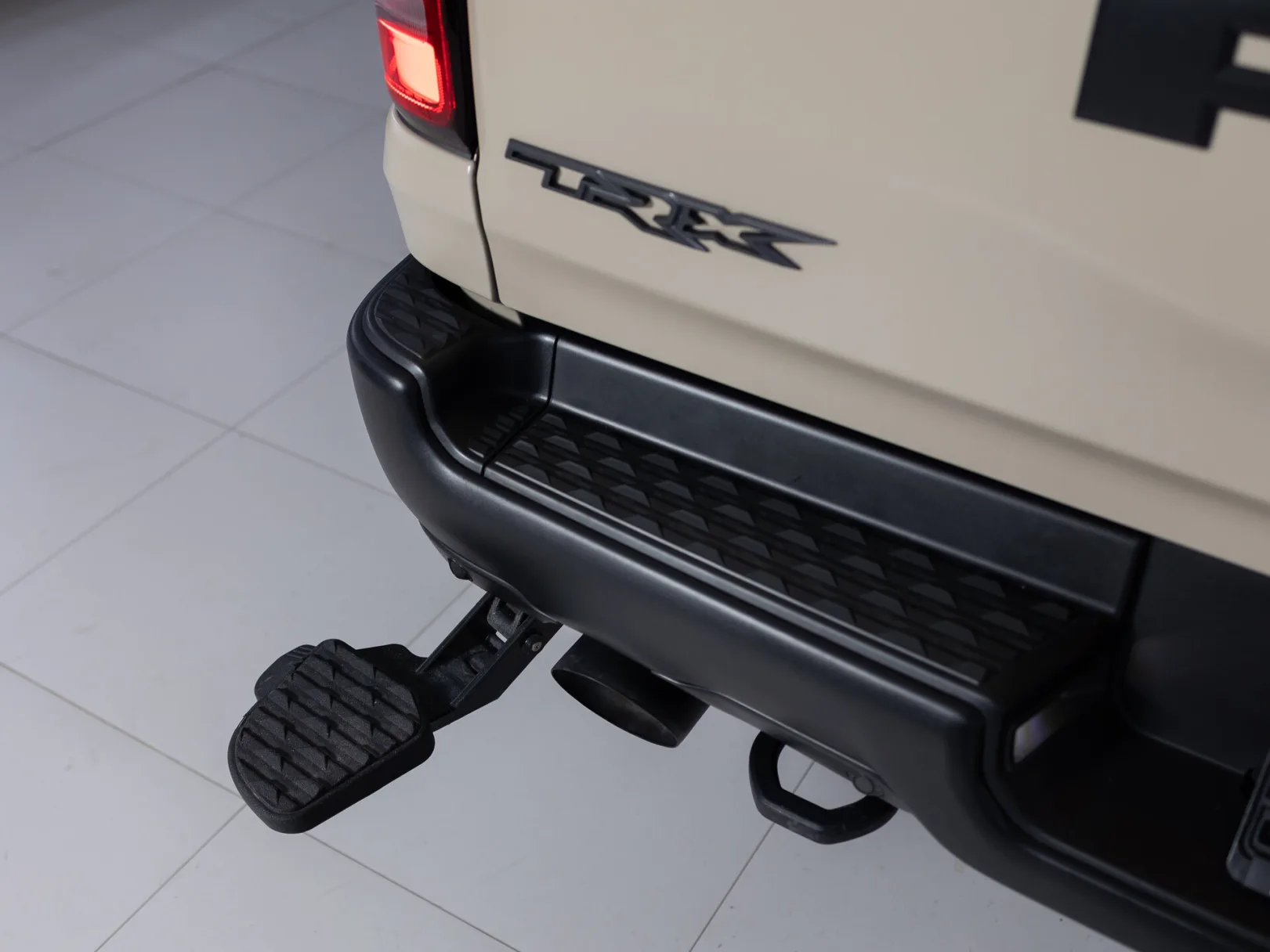 Ram 1500 TRX V, 2022 — экстерьер, фото 44