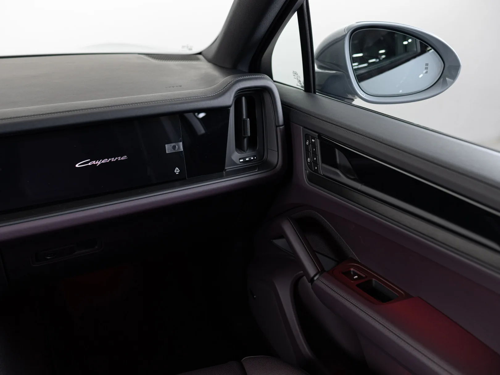 Porsche Cayenne Coupé III Рестайлинг, 2026 — экстерьер, фото 19