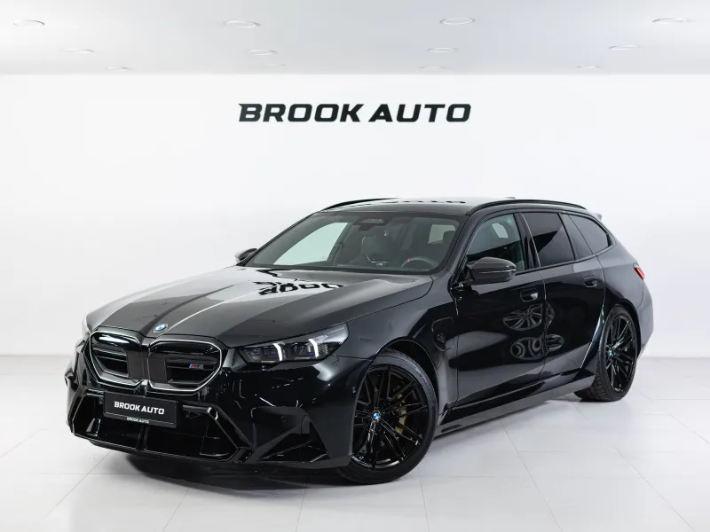 BMW M5 Touring VII (G90) 2025