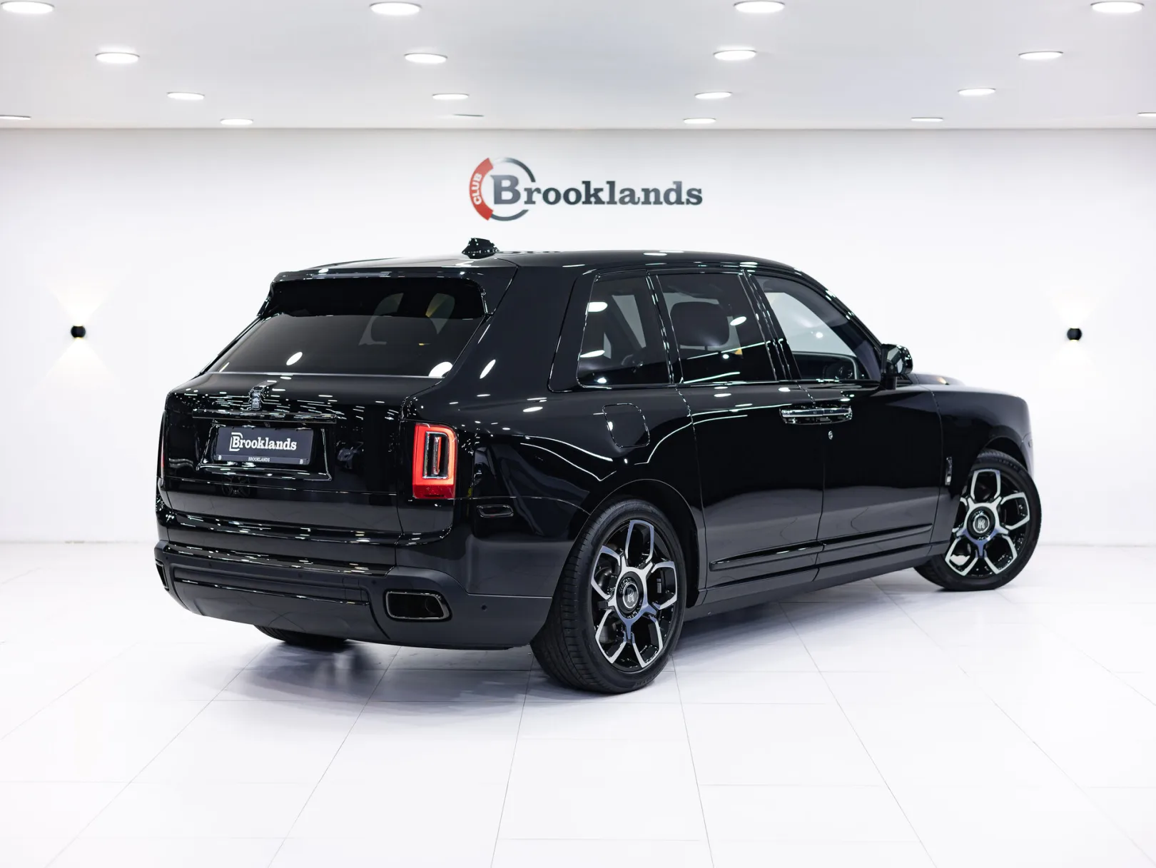 Rolls-Royce Cullinan I (Series I), 2021 — экстерьер, фото 4