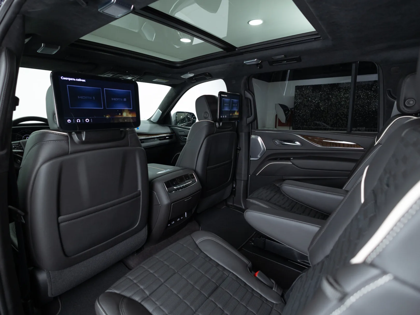 Cadillac Escalade Sport Platinum V Рестайлинг, 2024 — экстерьер, фото 31