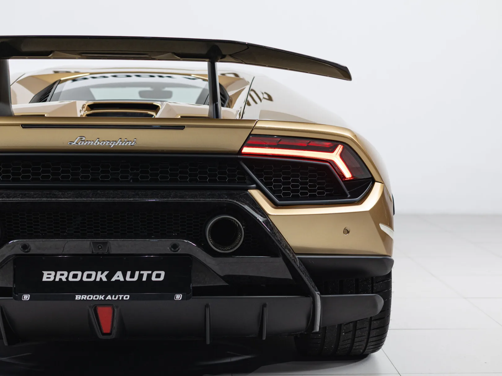 Lamborghini Huracán I, 2018 — экстерьер, фото 28