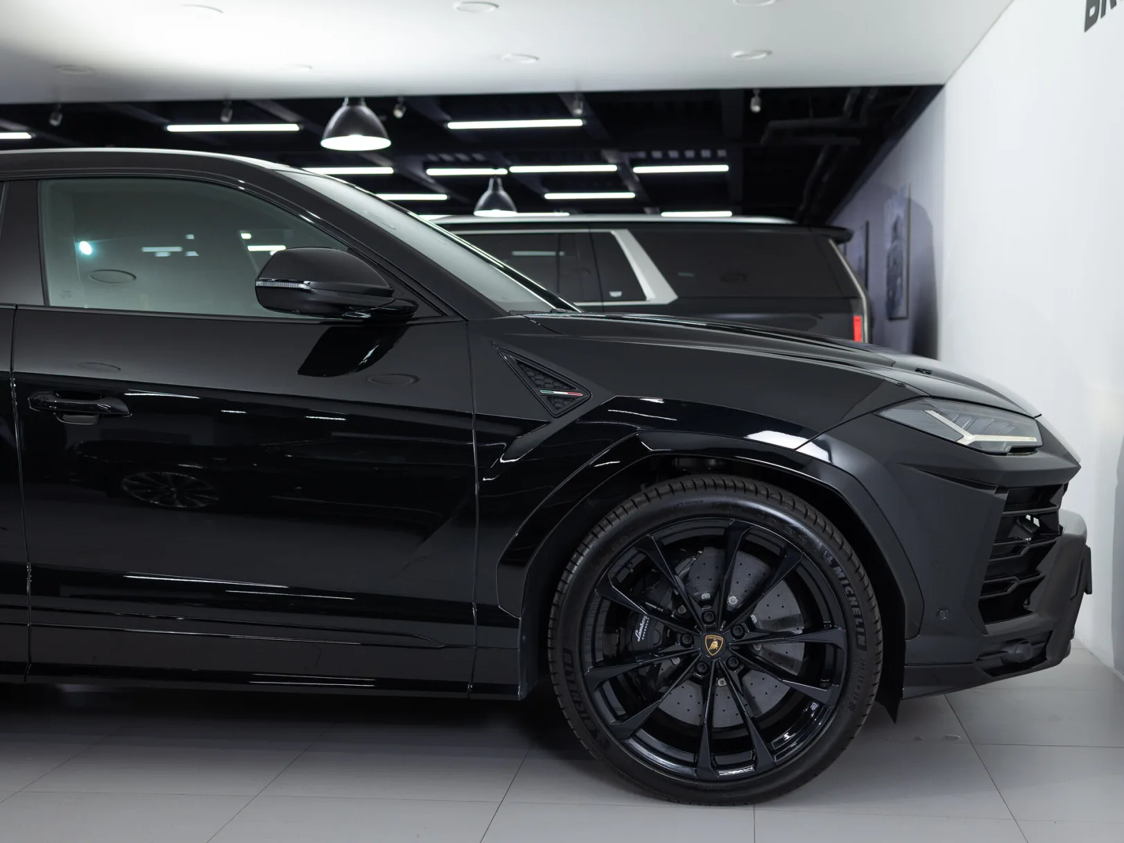 Lamborghini Urus Individual I, 2021 — экстерьер, фото 41