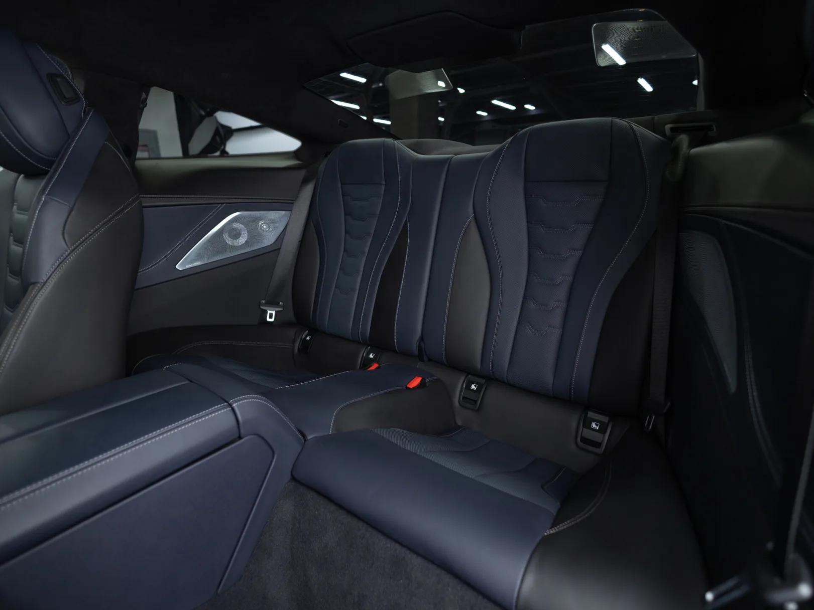 BMW 8 серии II (G14/G15/G16), 2019 — экстерьер, фото 24