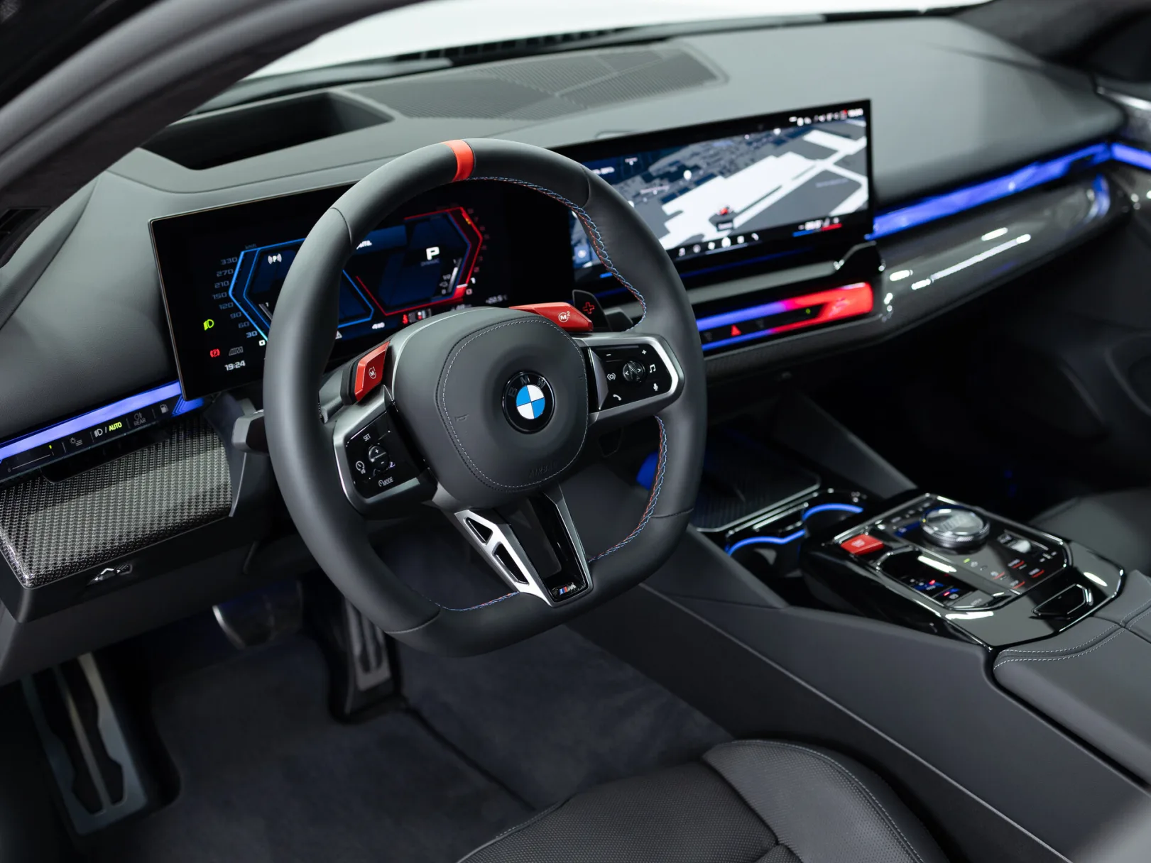 BMW M5 VII (G90), 2025 — экстерьер, фото 10