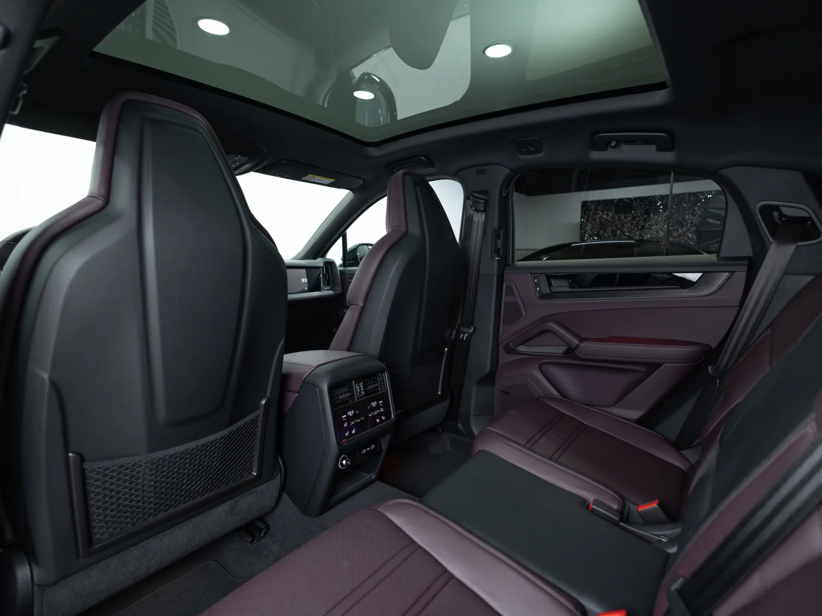 Porsche Cayenne Coupé III Рестайлинг, 2026 — экстерьер, фото 28