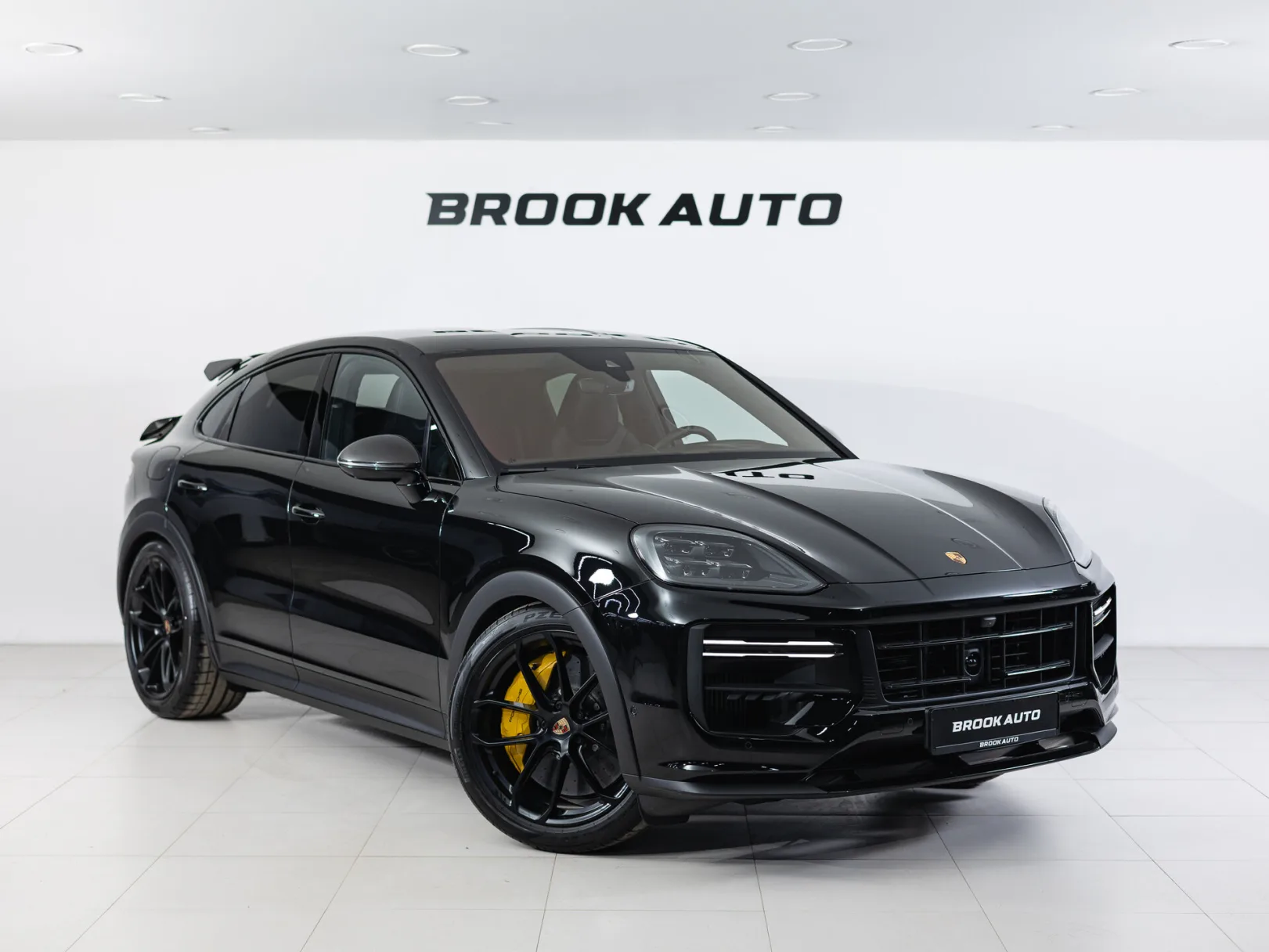 Porsche Cayenne Turbo GT III Рестайлинг, 2026 — экстерьер, фото 3