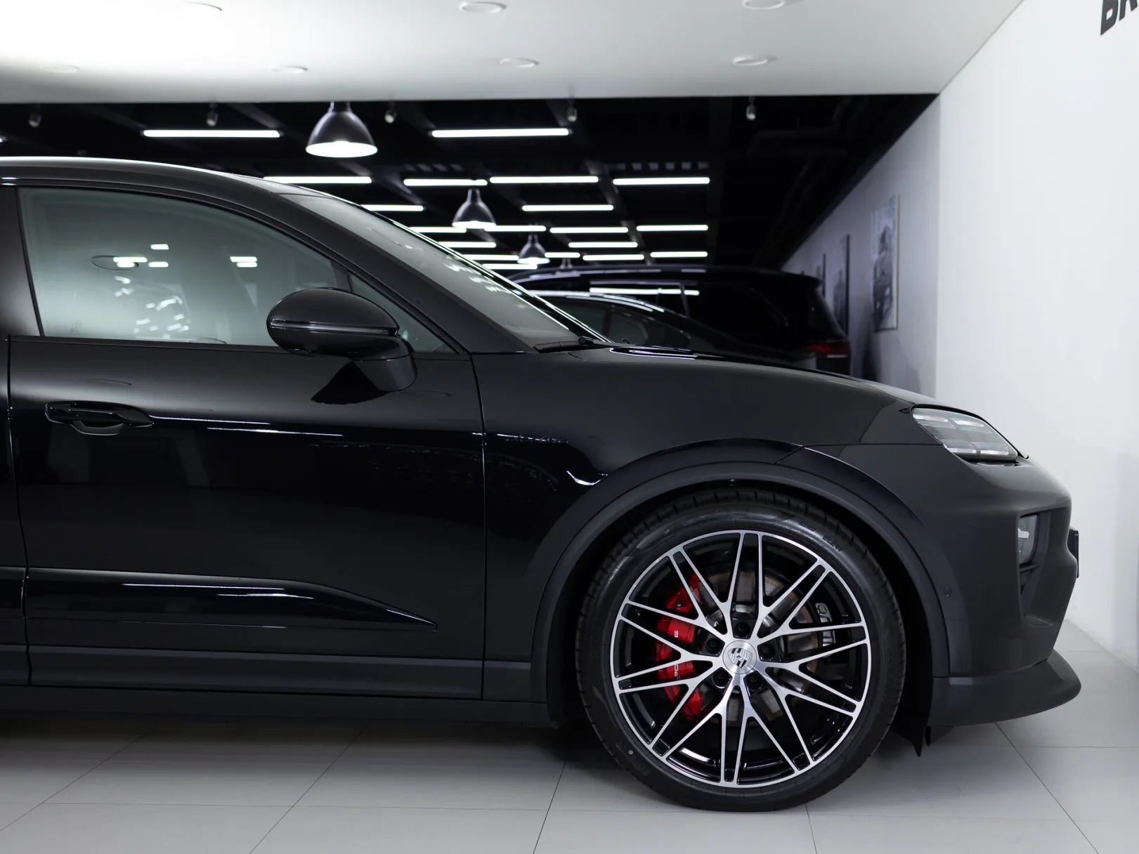 Porsche Macan 4S Electric II, 2025 — экстерьер, фото 30