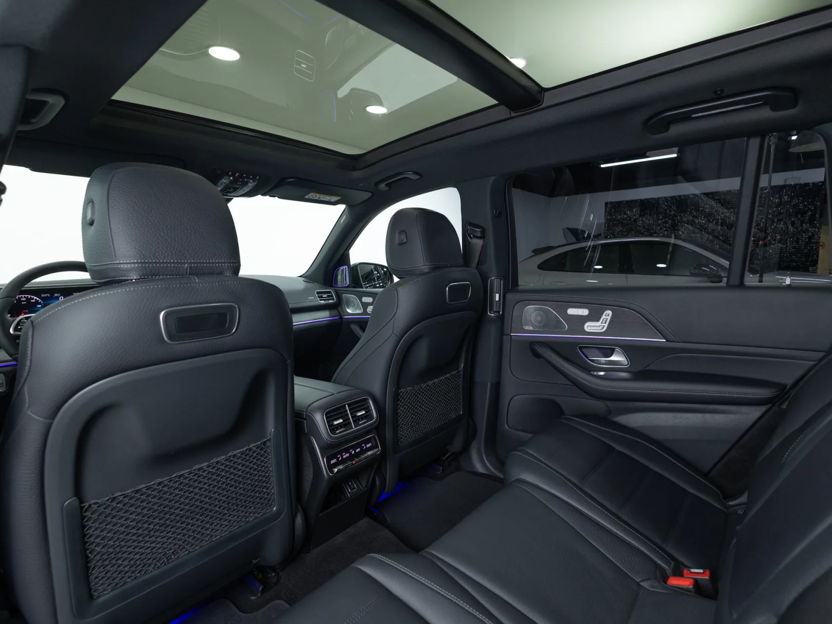 Mercedes-Benz GLS 450 4MATIC Premium Plus II (X167), 2020 — экстерьер, фото 23