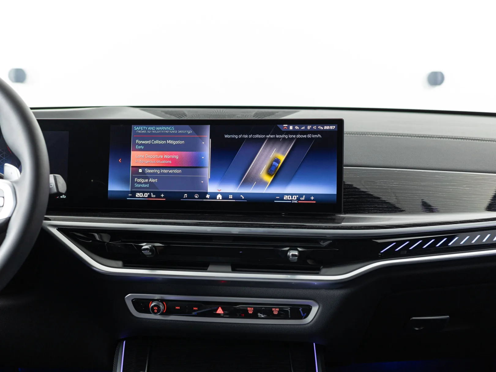 BMW X5 M60i IV (G05/G18) Рестайлинг, 2024 — экстерьер, фото 19