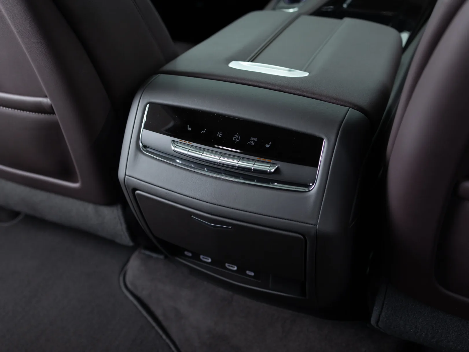 Cadillac Escalade Sport Platinum ESV V, 2024 — экстерьер, фото 38