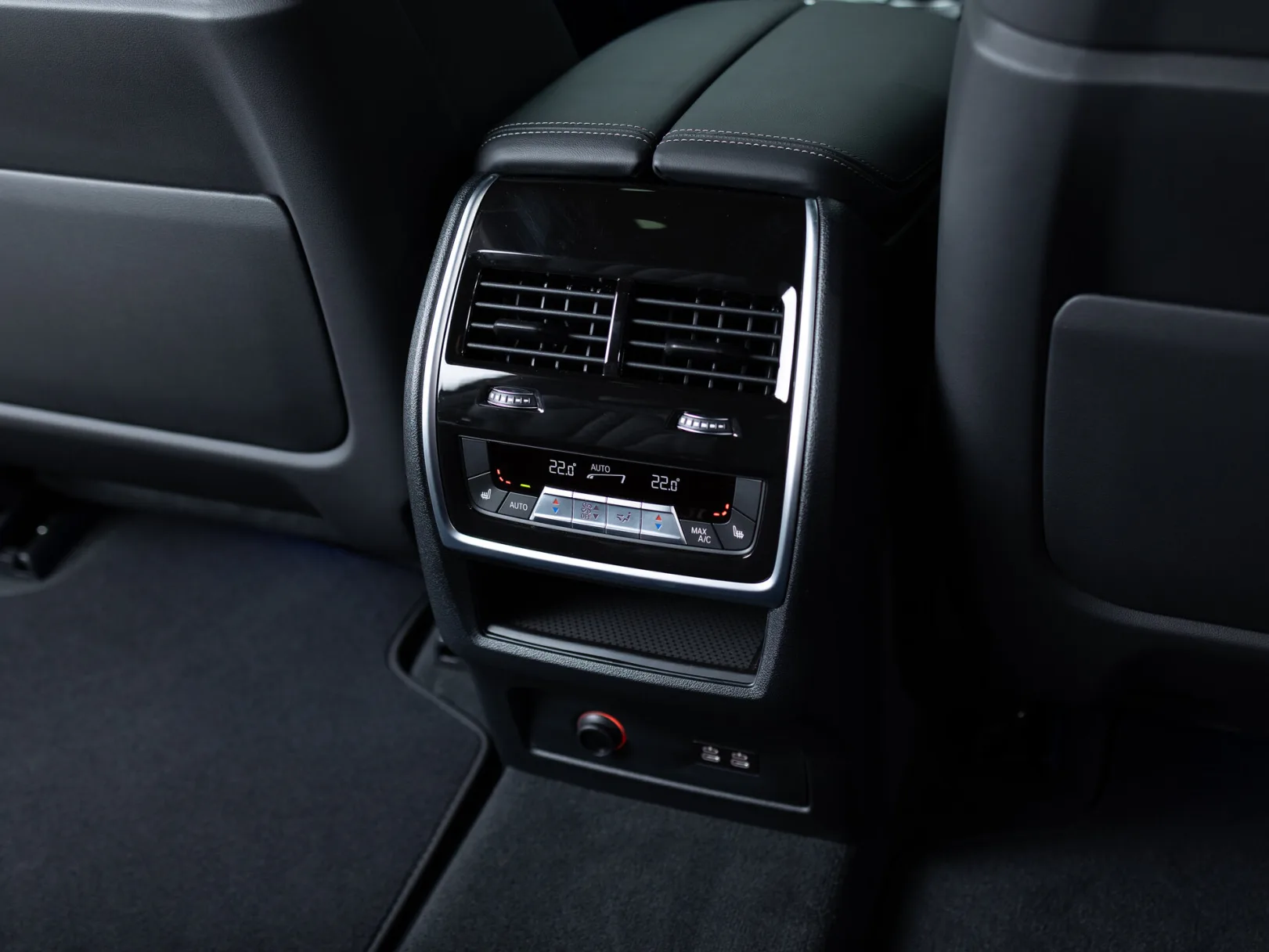 BMW X7 M60i xDrive Sport Pro I (G07) Рестайлинг, 2023 — экстерьер, фото 28