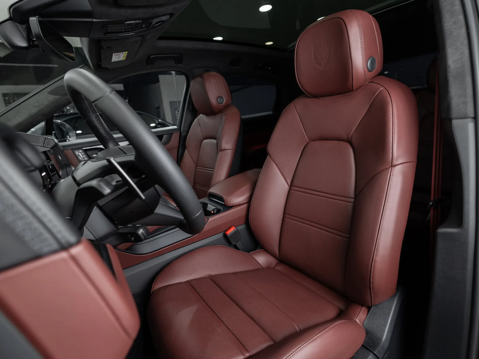 Porsche Cayenne Coupé III Рестайлинг, 2026 — экстерьер, фото 12