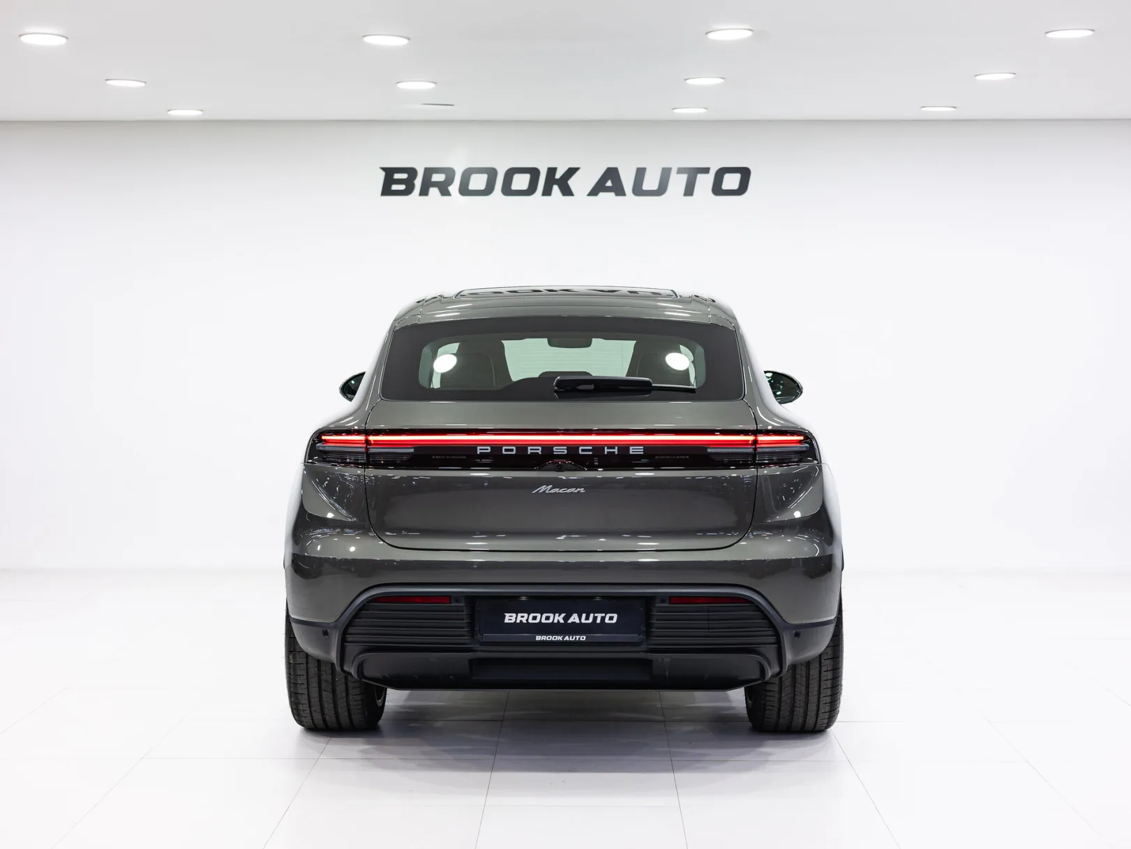 Porsche Macan Electric II, 2025 — экстерьер, фото 5