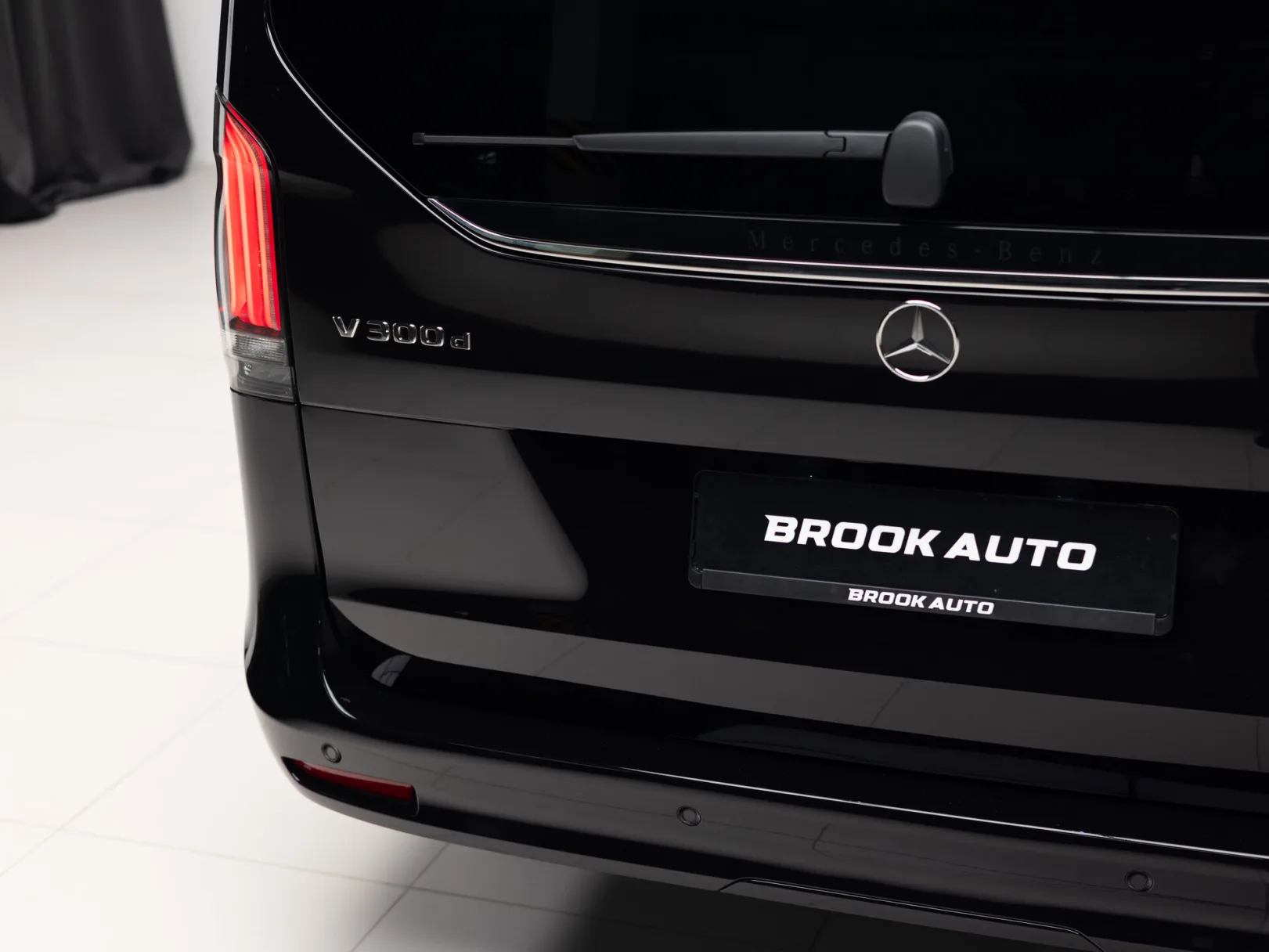 Mercedes-Benz V-Класс Exclusive III (W447) Рестайлинг 2, 2026 — экстерьер, фото 39