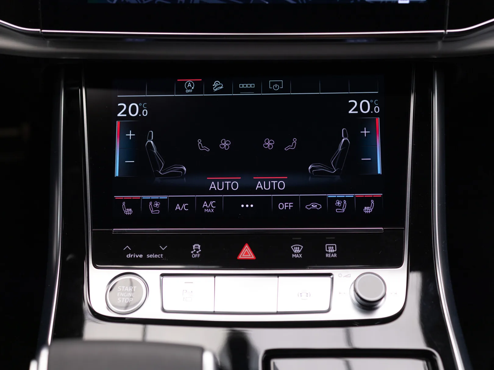 Audi Q7 55 TFSI quattro tiptronic II (4M) Рестайлинг 2, 2024 — экстерьер, фото 19