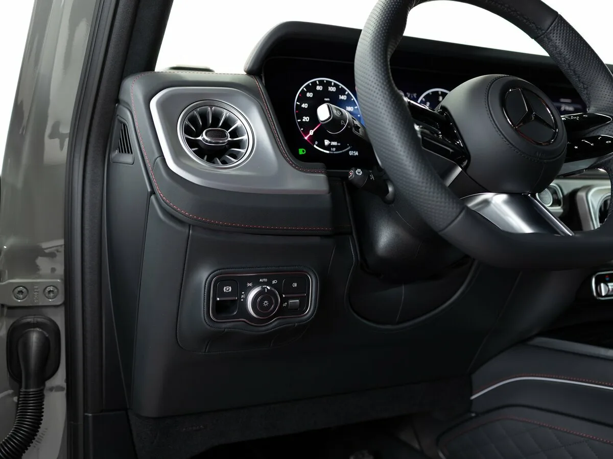 Mercedes-Benz G-Класс G 450 d AMG Line III (W465) Рестайлинг, 2026 — экстерьер, фото 14