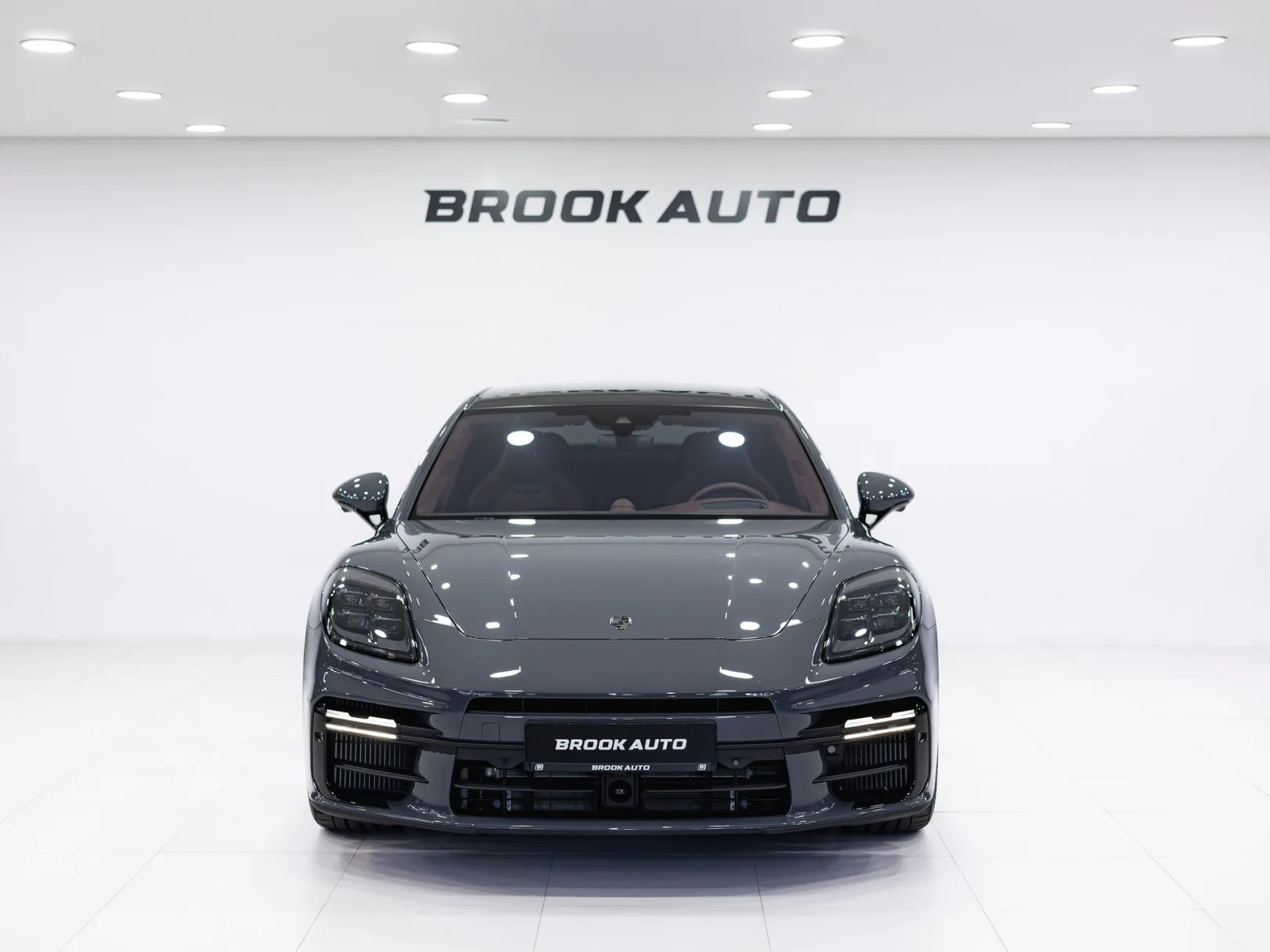 Porsche Panamera Turbo E-Hybrid III, 2025 — экстерьер, фото 2