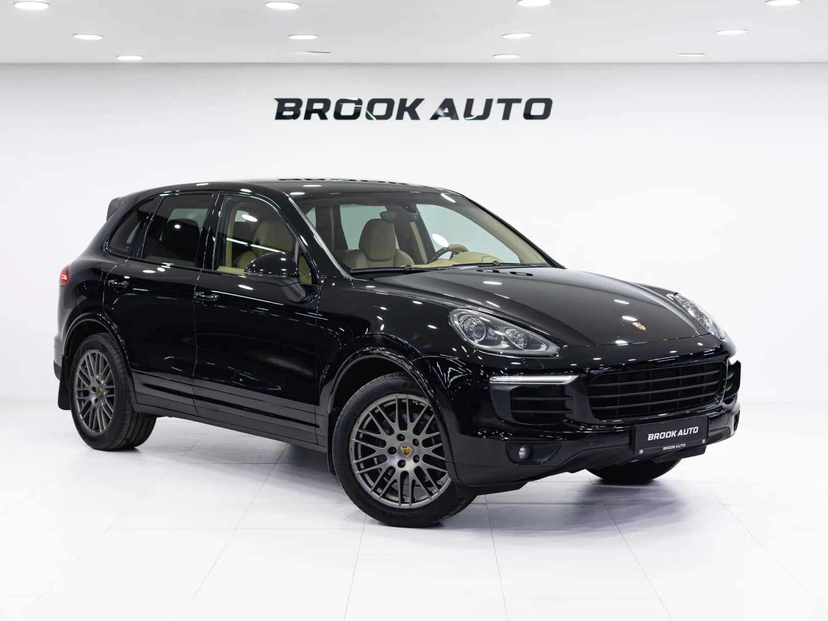 Porsche Cayenne Diesel Platinum Edition II Рестайлинг (958), 2016 — экстерьер, фото 3