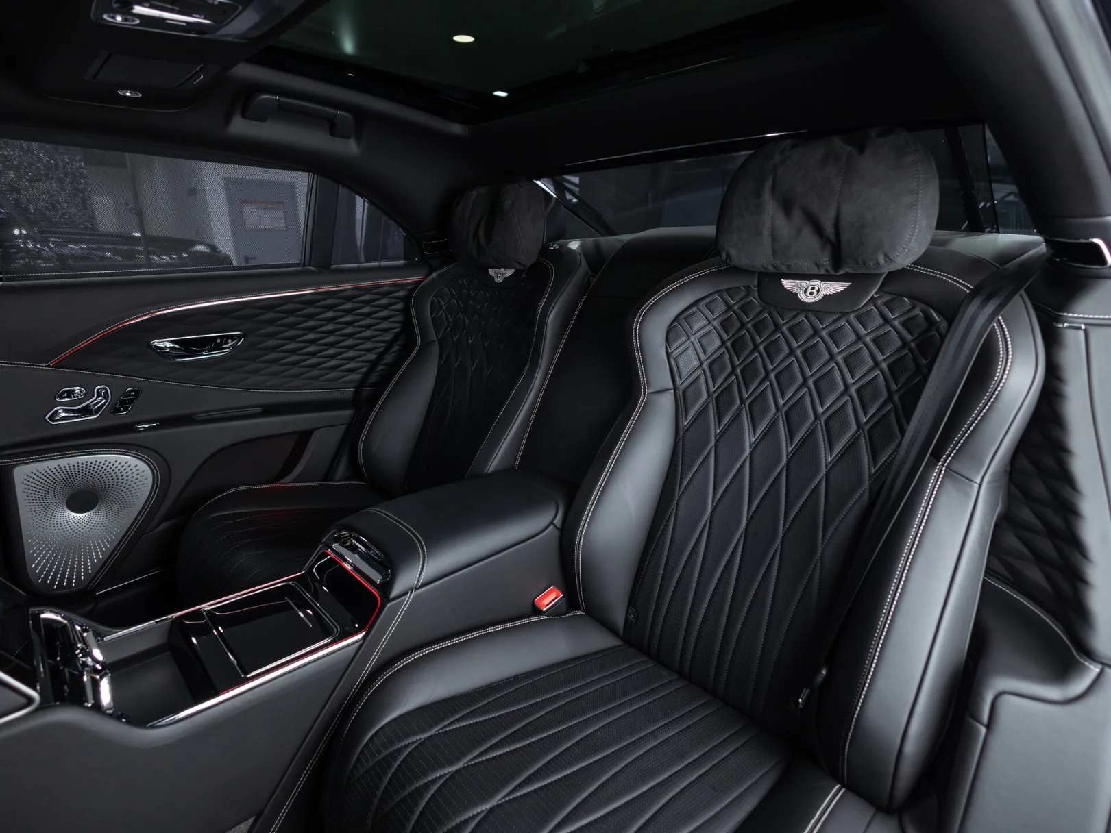 Bentley Flying Spur Individual III, 2021 — экстерьер, фото 32