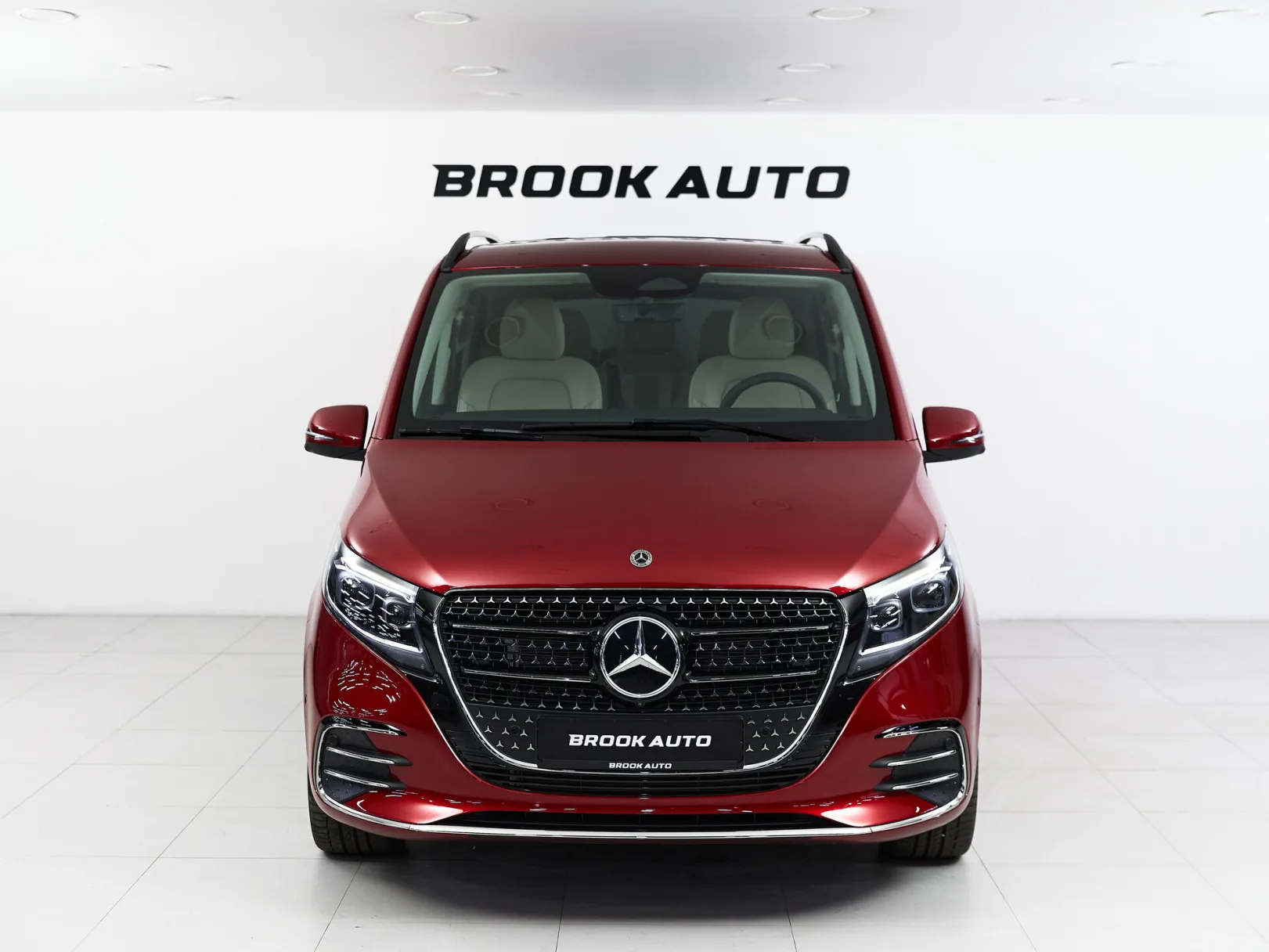 Mercedes-Benz V-Класс Exclusive AMG Line III (W447) Рестайлинг 2, 2024 — экстерьер, фото 2