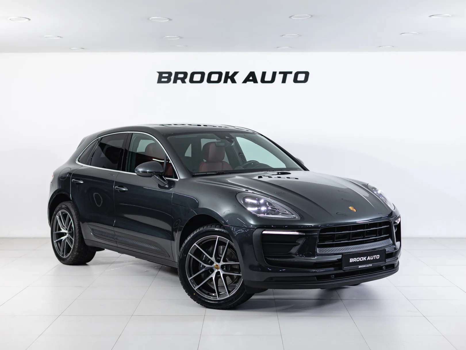 Porsche Macan Базовая I Рестайлинг 2, 2025 — экстерьер, фото 3