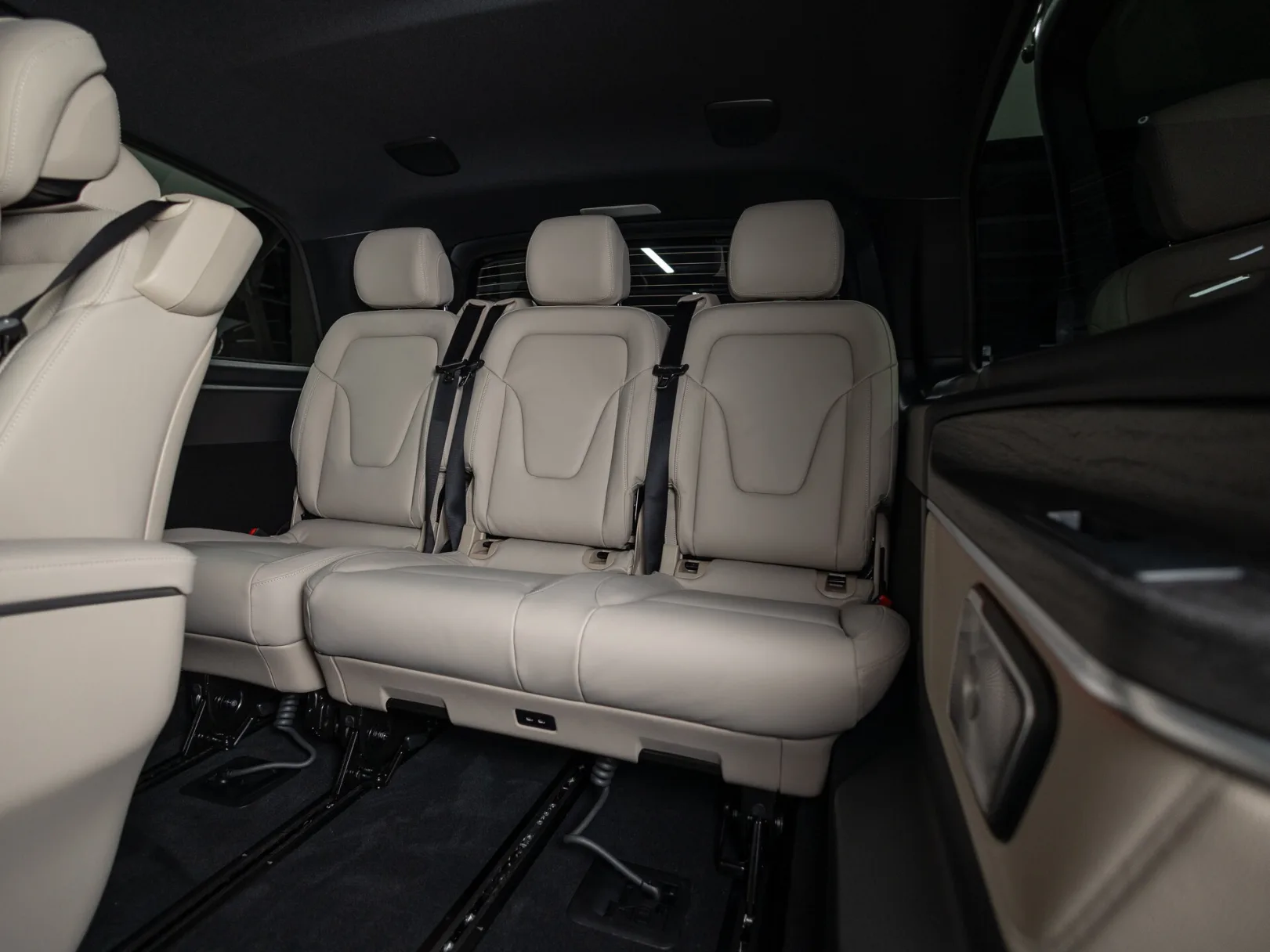 Mercedes-Benz V-Класс Exclusive III (W447) Рестайлинг 2, 2026 — экстерьер, фото 36