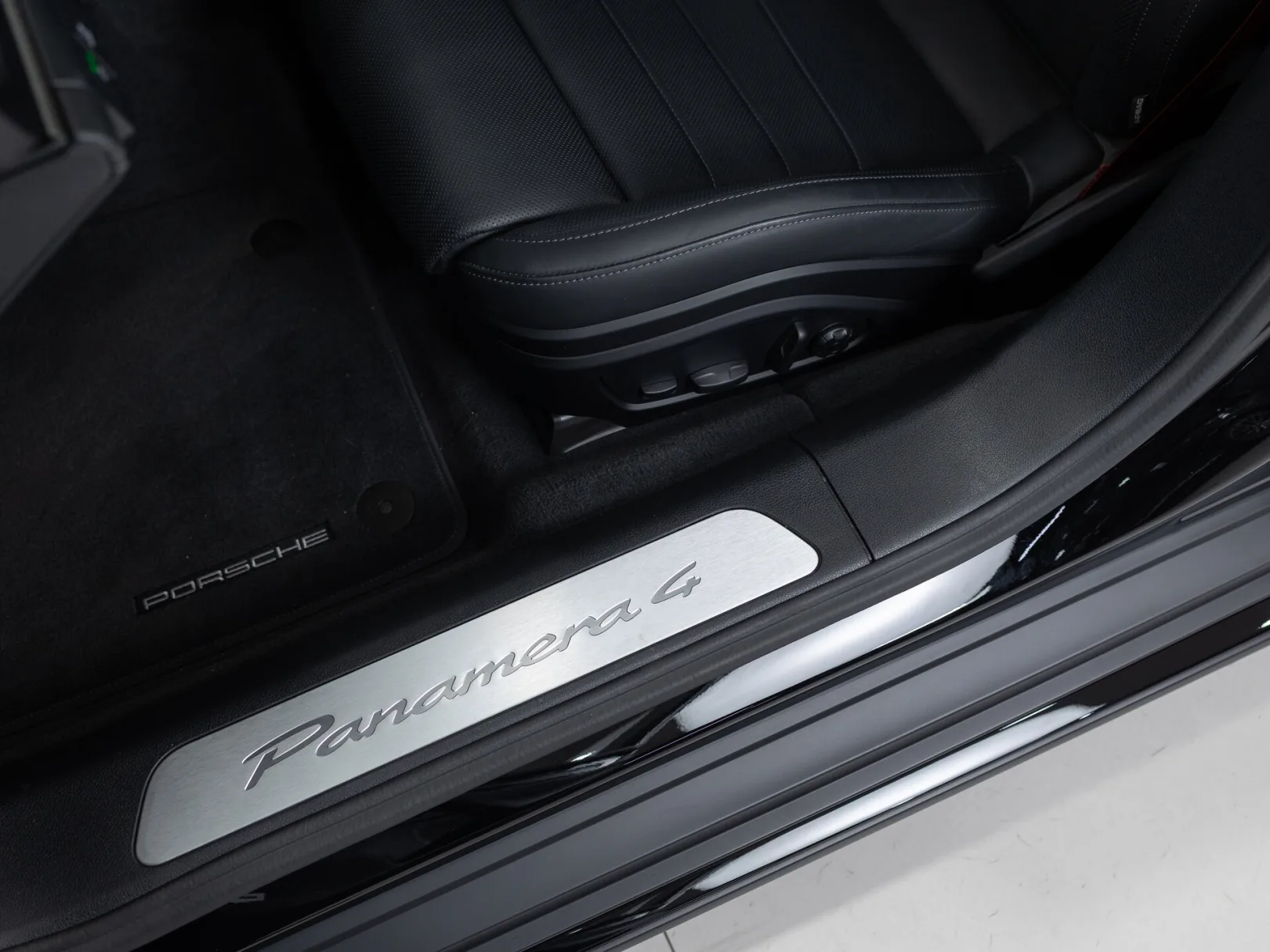Porsche Panamera 4 III, 2024 — экстерьер, фото 11