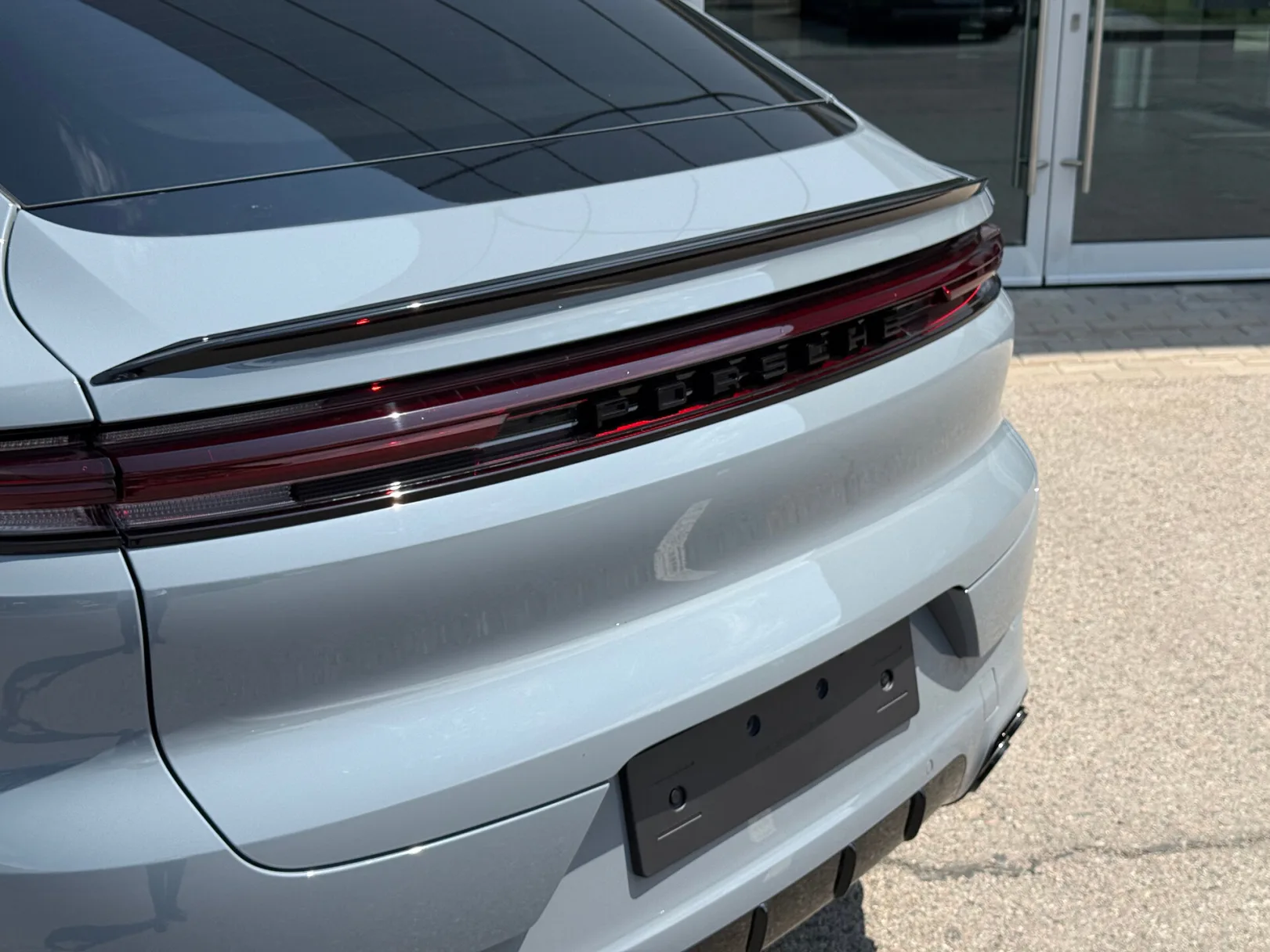 Porsche Cayenne E-Hybrid Coupé III Рестайлинг, 2026 — экстерьер, фото 32