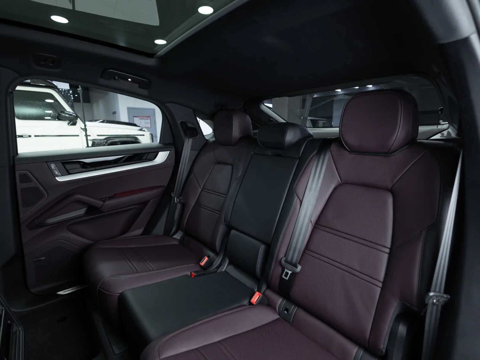 Porsche Cayenne Coupé III Рестайлинг, 2025 — экстерьер, фото 28