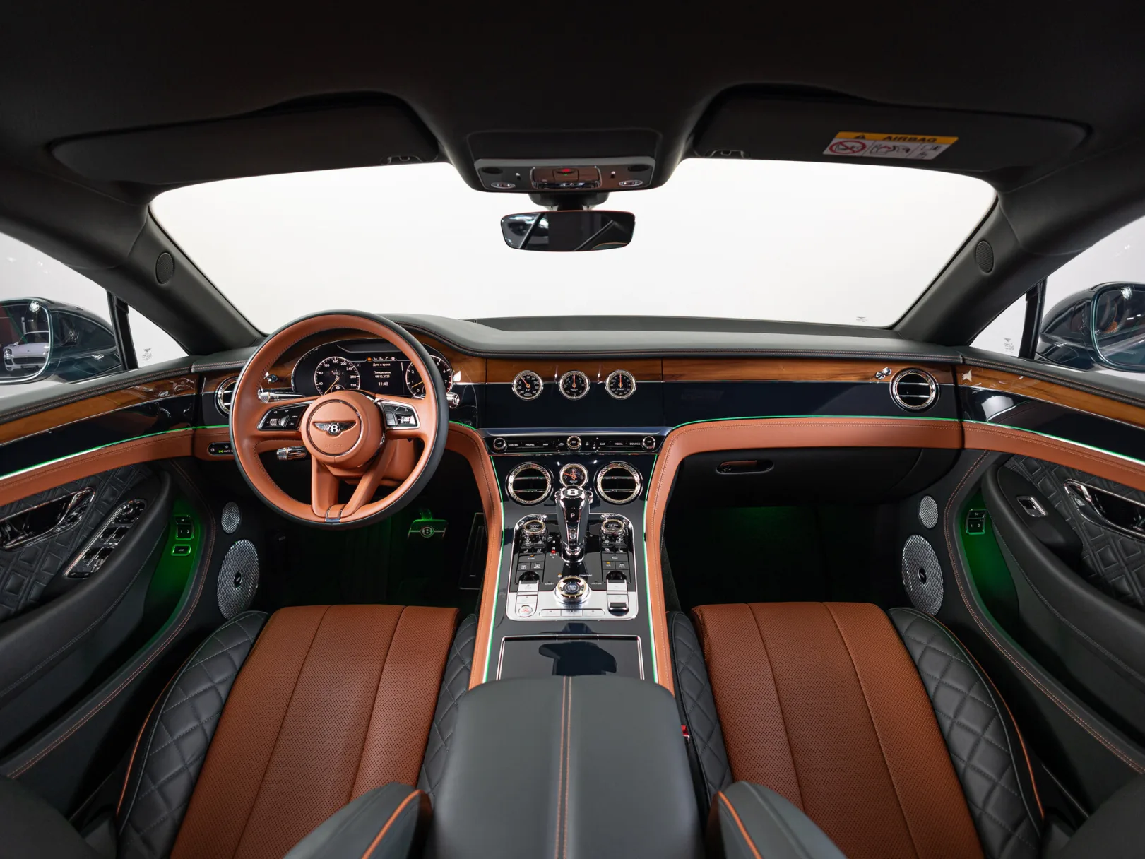 Bentley Continental GT III, 2021 — экстерьер, фото 31