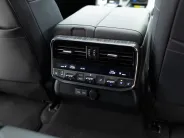 Toyota Land Cruiser Премиум Плюс 300 Series, 2024 — экстерьер, фото 31