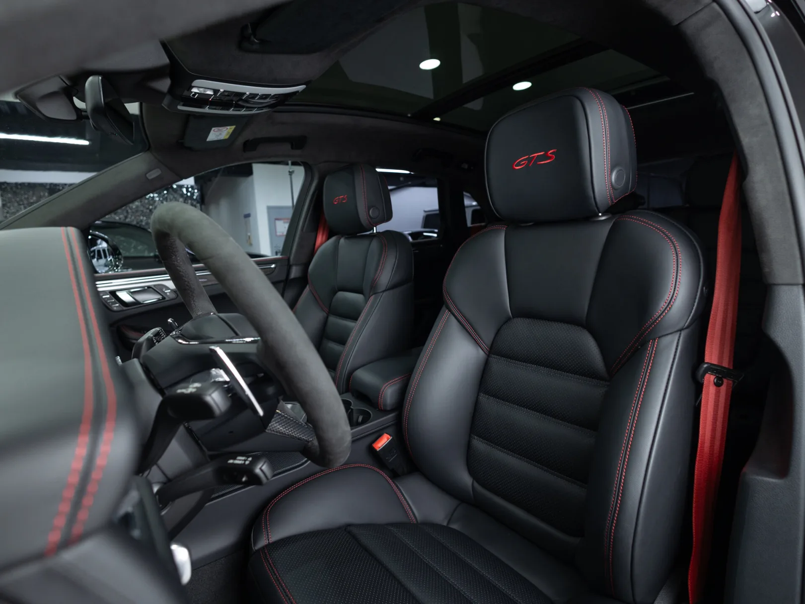 Porsche Macan GTS I Рестайлинг 2, 2025 — экстерьер, фото 11