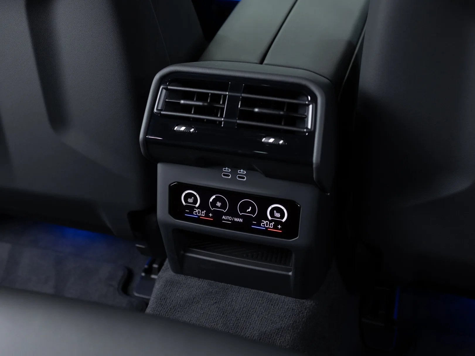 BMW M5 VII (G90), 2025 — экстерьер, фото 30