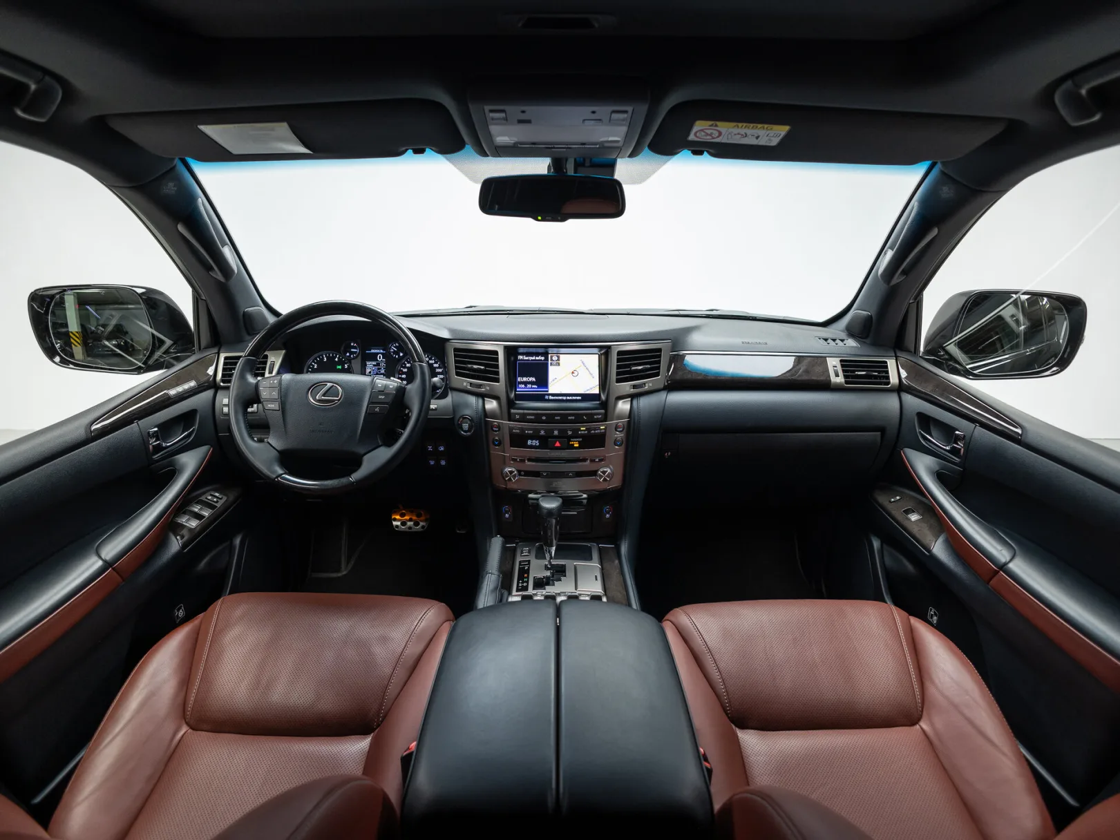 Lexus LX 25th Anniversary Edition 2 III Рестайлинг, 2015 — экстерьер, фото 32