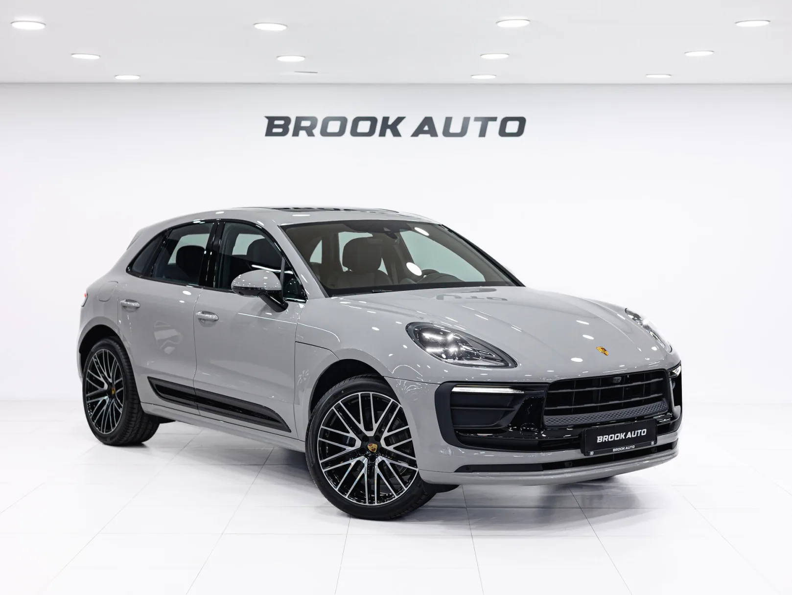 Porsche Macan T I Рестайлинг 2, 2025 — экстерьер, фото 3