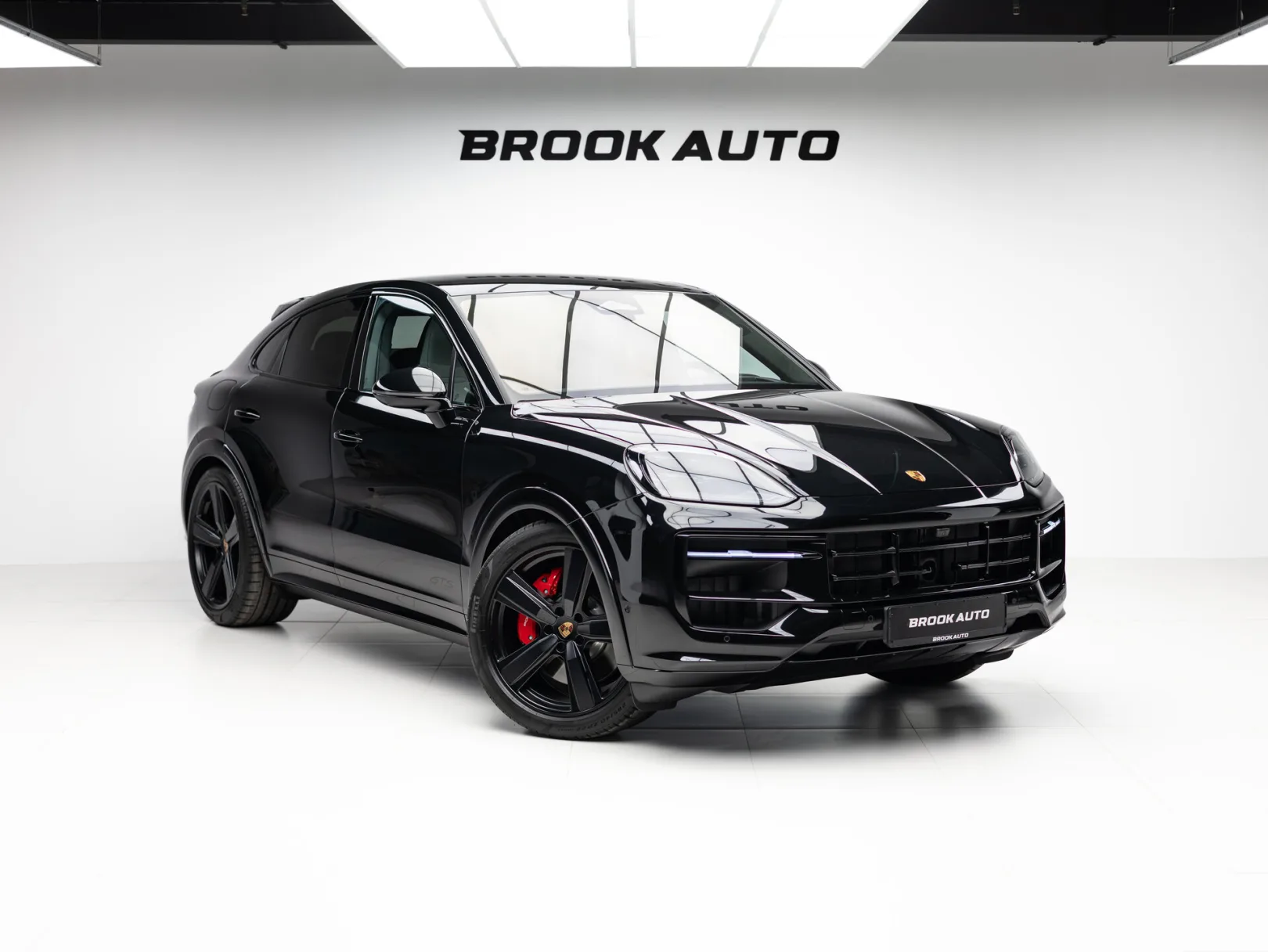 Porsche Cayenne GTS Coupé III Рестайлинг, 2026 — экстерьер, фото 3