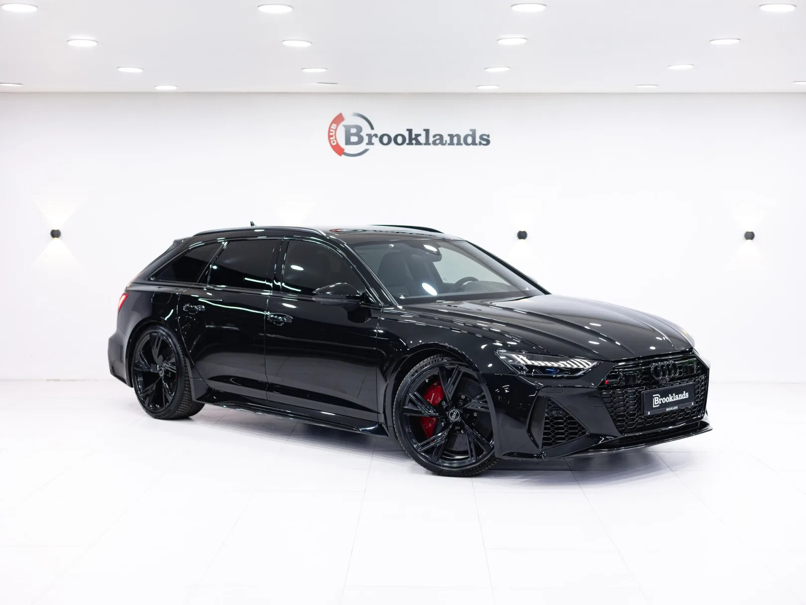 Audi RS 6 TFSI quattro IV (C8), 2022 — экстерьер, фото 3
