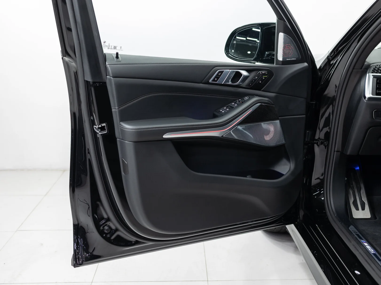 BMW X7 M60i xDrive Sport Pro I (G07) Рестайлинг, 2025 — экстерьер, фото 8