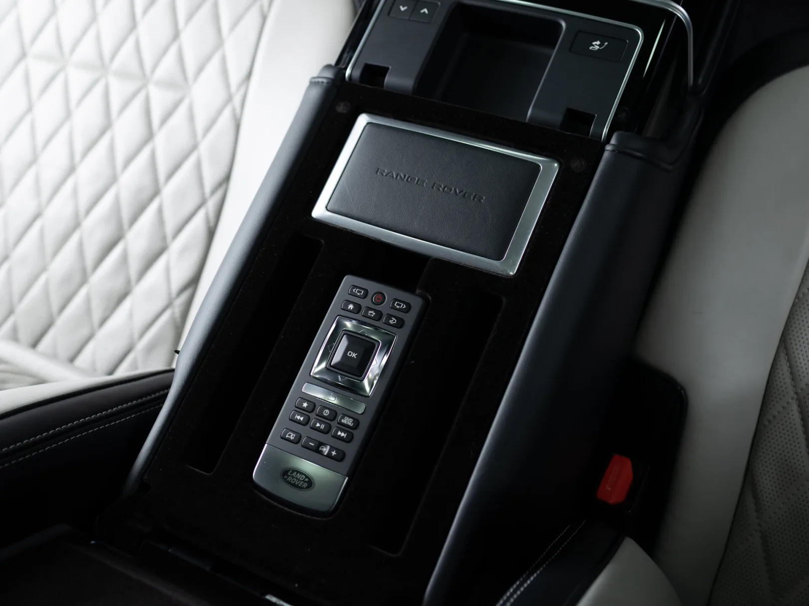 Land Rover Range Rover SVAutobiography Dynamic IV Рестайлинг, 2019 — экстерьер, фото 33