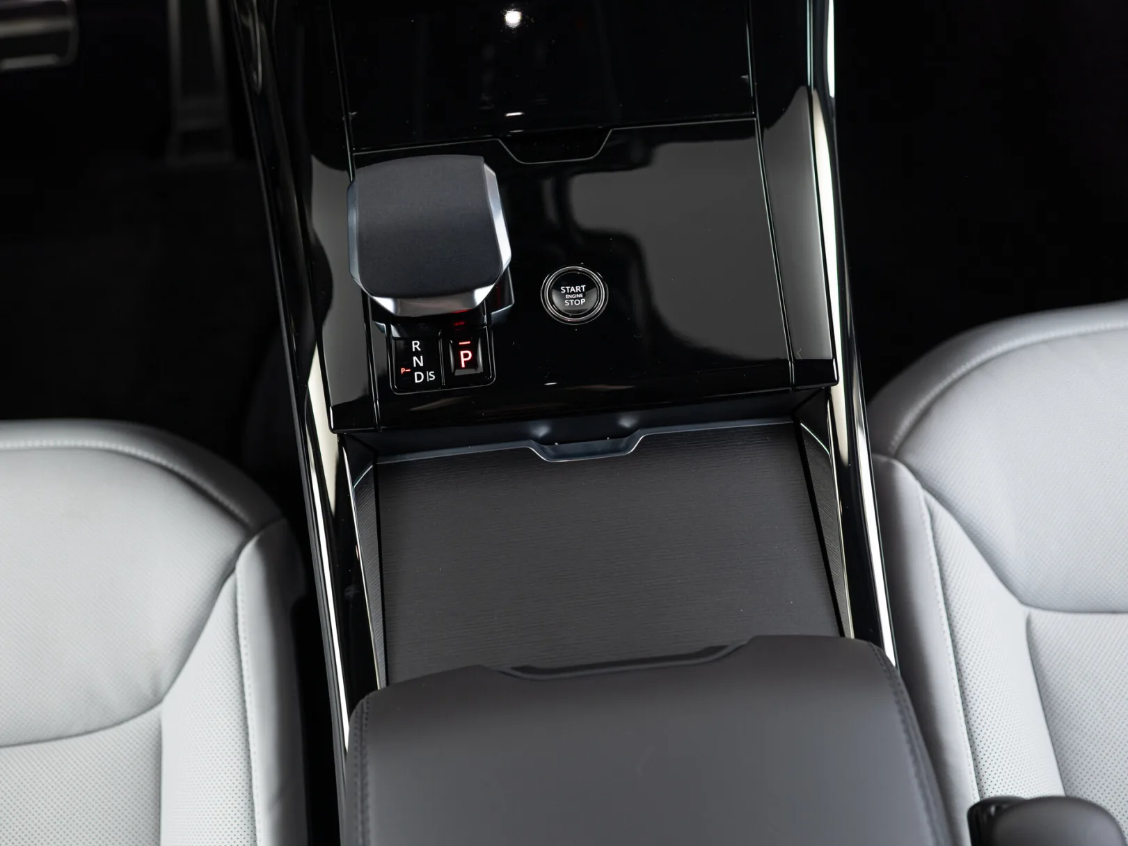 Land Rover Range Rover Sport Autobiography III, 2026 — экстерьер, фото 18