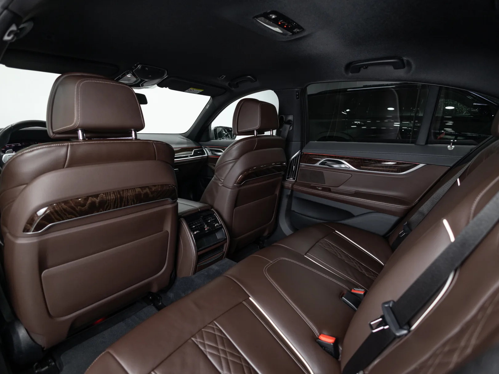 BMW 7 серии VI (G11/G12) Рестайлинг, 2020 — экстерьер, фото 25