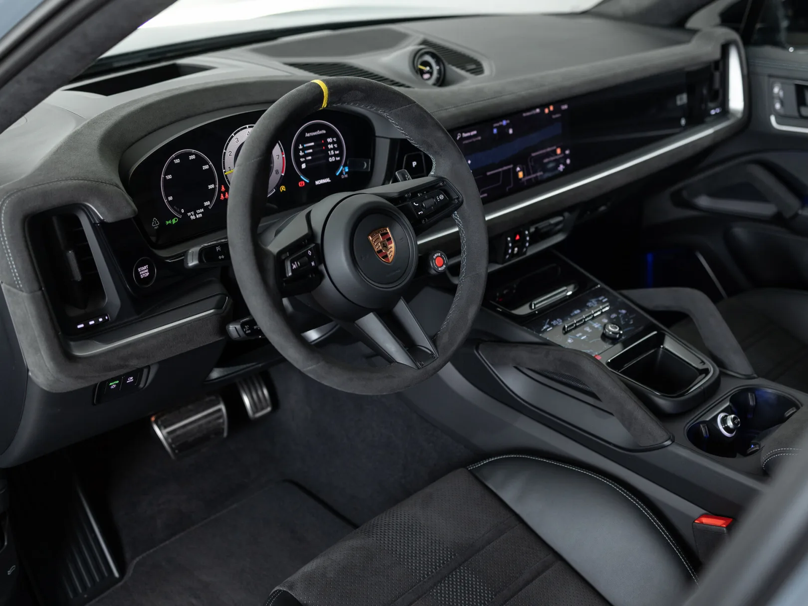 Porsche Cayenne Turbo GT III Рестайлинг, 2025 — экстерьер, фото 10