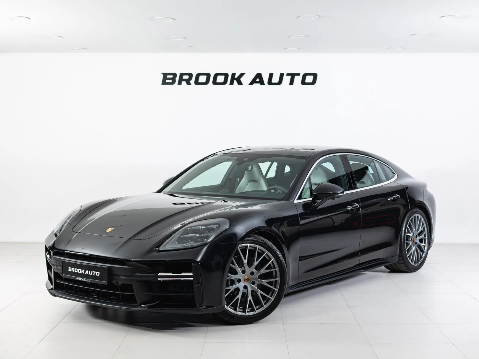 Porsche Panamera 4 III, 2026 — экстерьер, фото 1