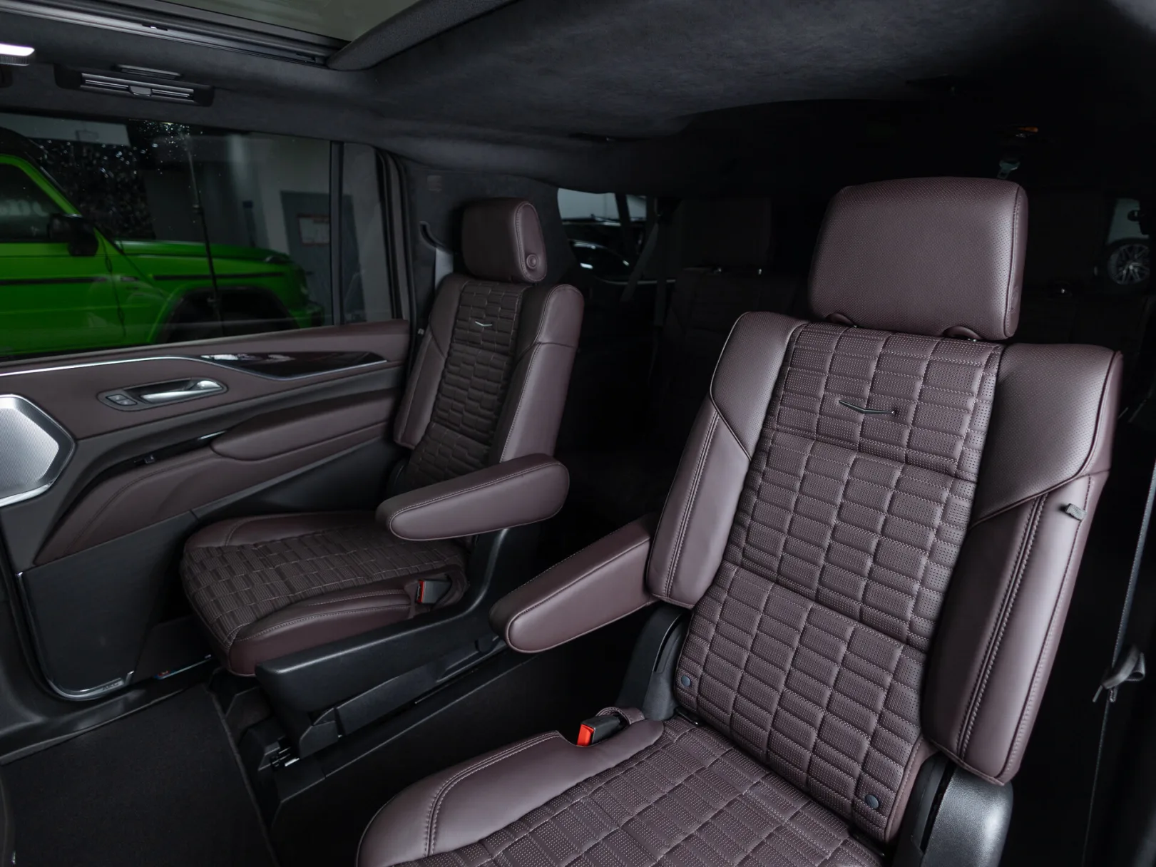 Cadillac Escalade Sport Platinum ESV V, 2024 — экстерьер, фото 41