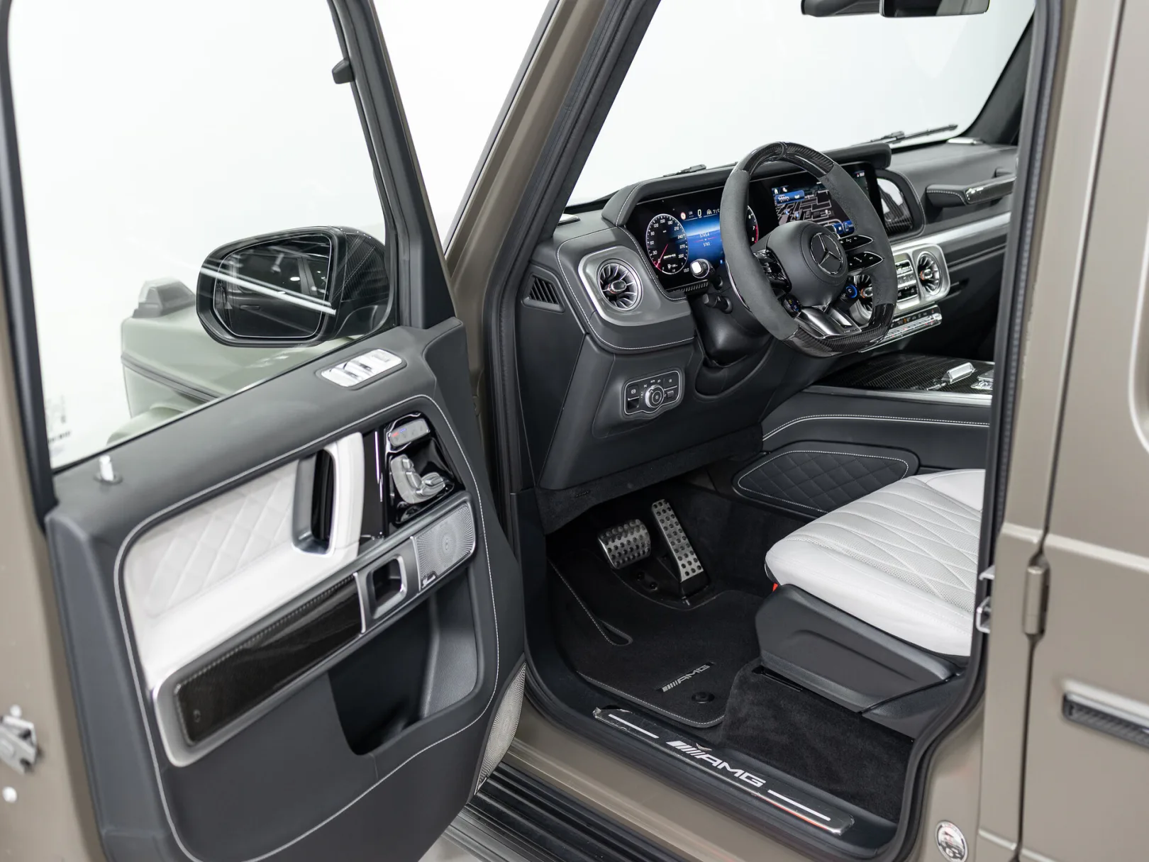 Mercedes-Benz G-Класс AMG G 63 II (W465) Рестайлинг, 2025 — экстерьер, фото 7