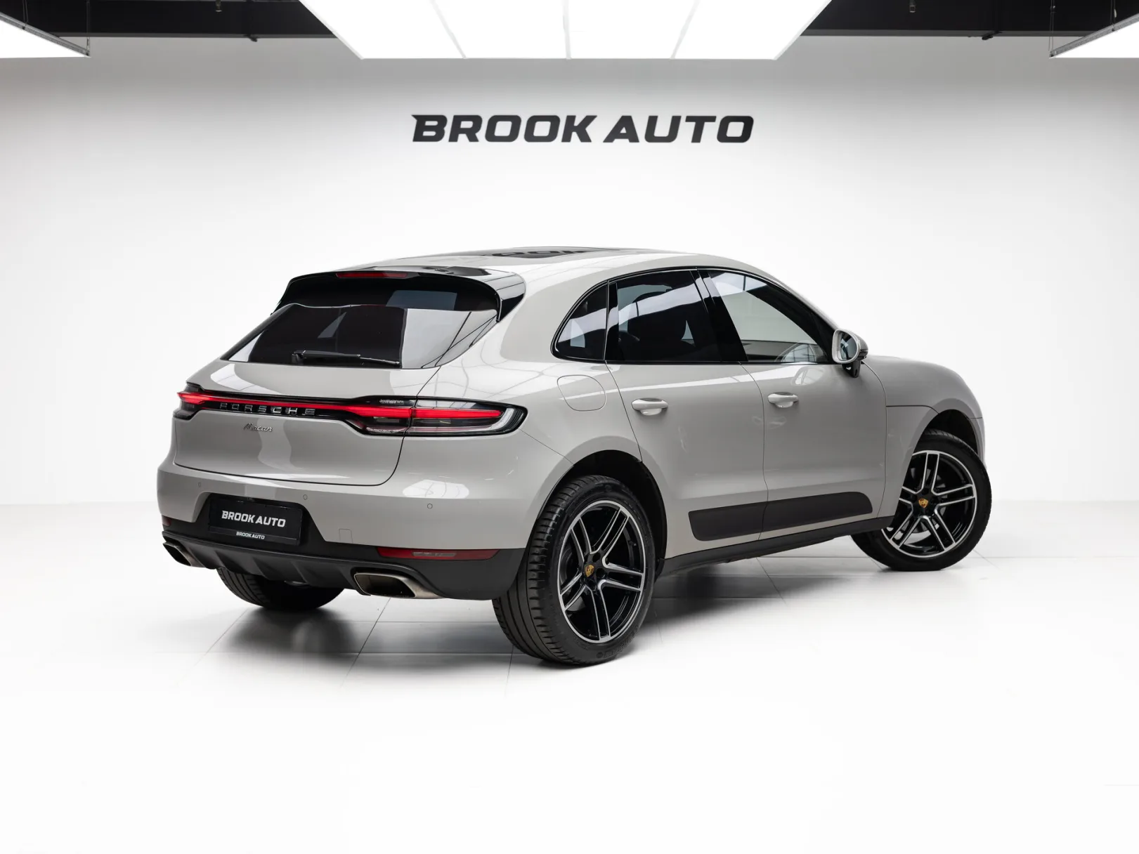 Porsche Macan I Рестайлинг, 2019 — экстерьер, фото 4