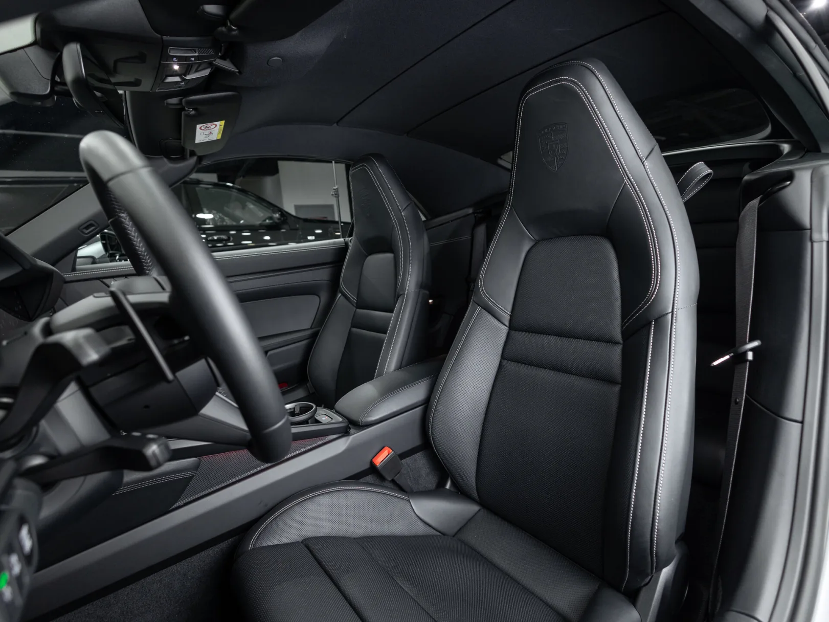 Porsche 911 Carrera 4 GTS VIII (992) Рестайлинг, 2025 — экстерьер, фото 17