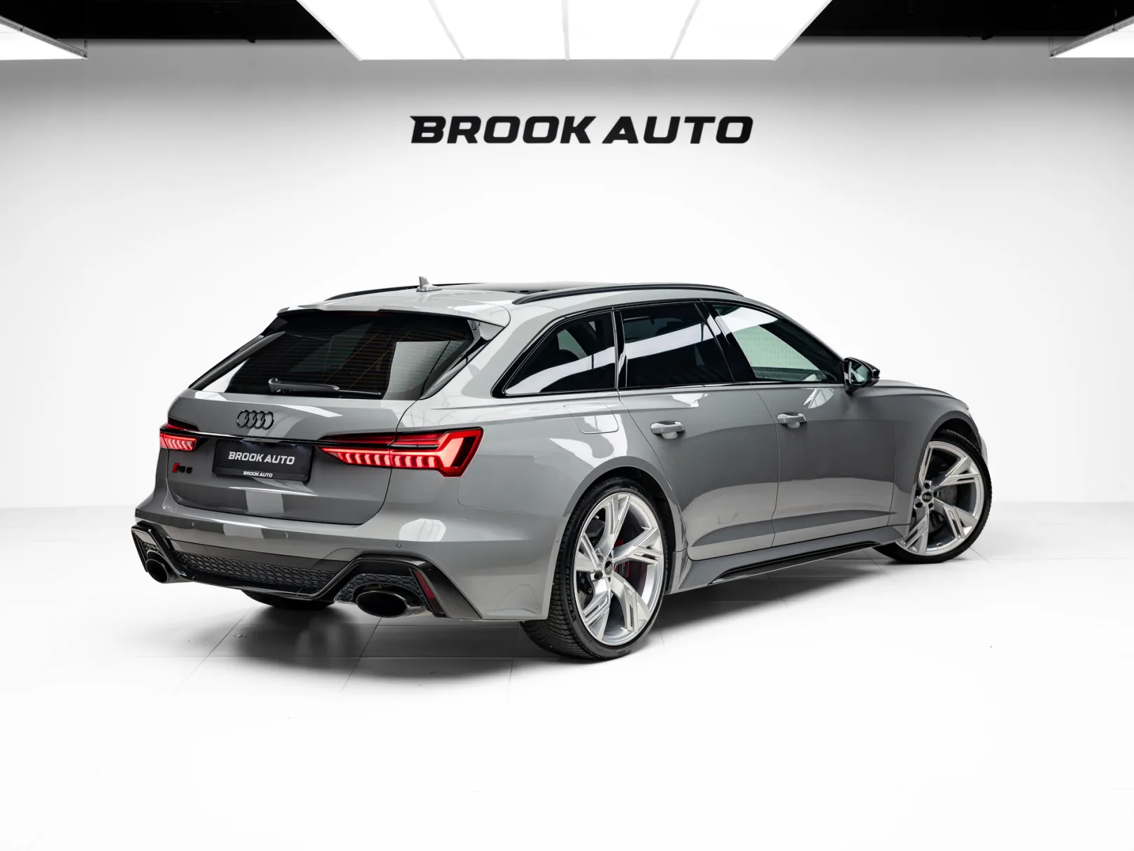 Audi RS 6 TFSI quattro IV (C8), 2021 — экстерьер, фото 4